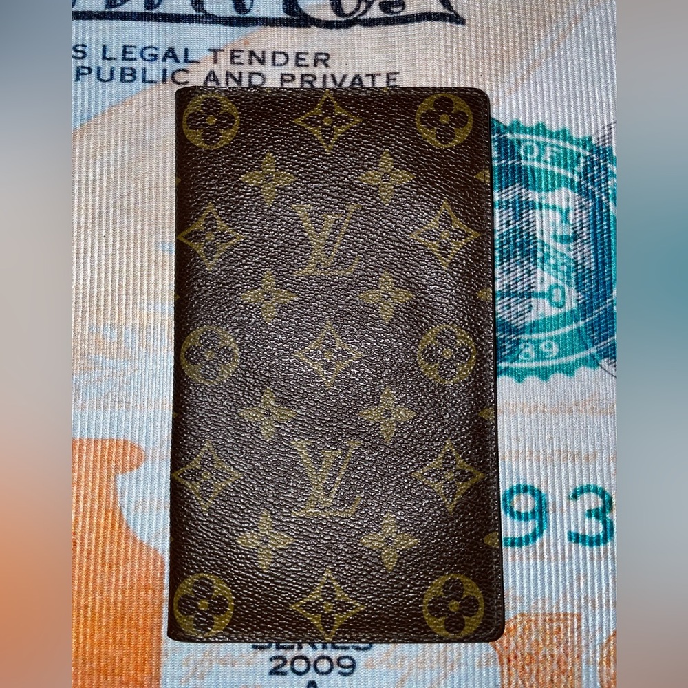 Louis Vuitton bifold wallet